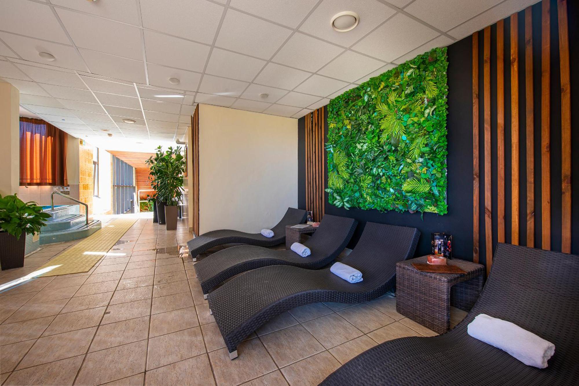 President Hotel Montfort Ždiar Esterno foto
