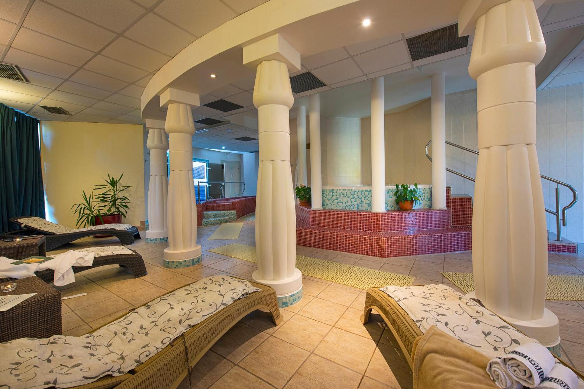 President Hotel Montfort Ždiar Esterno foto