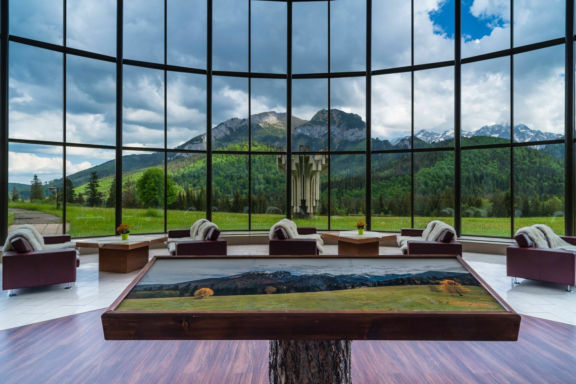 President Hotel Montfort Ždiar Esterno foto